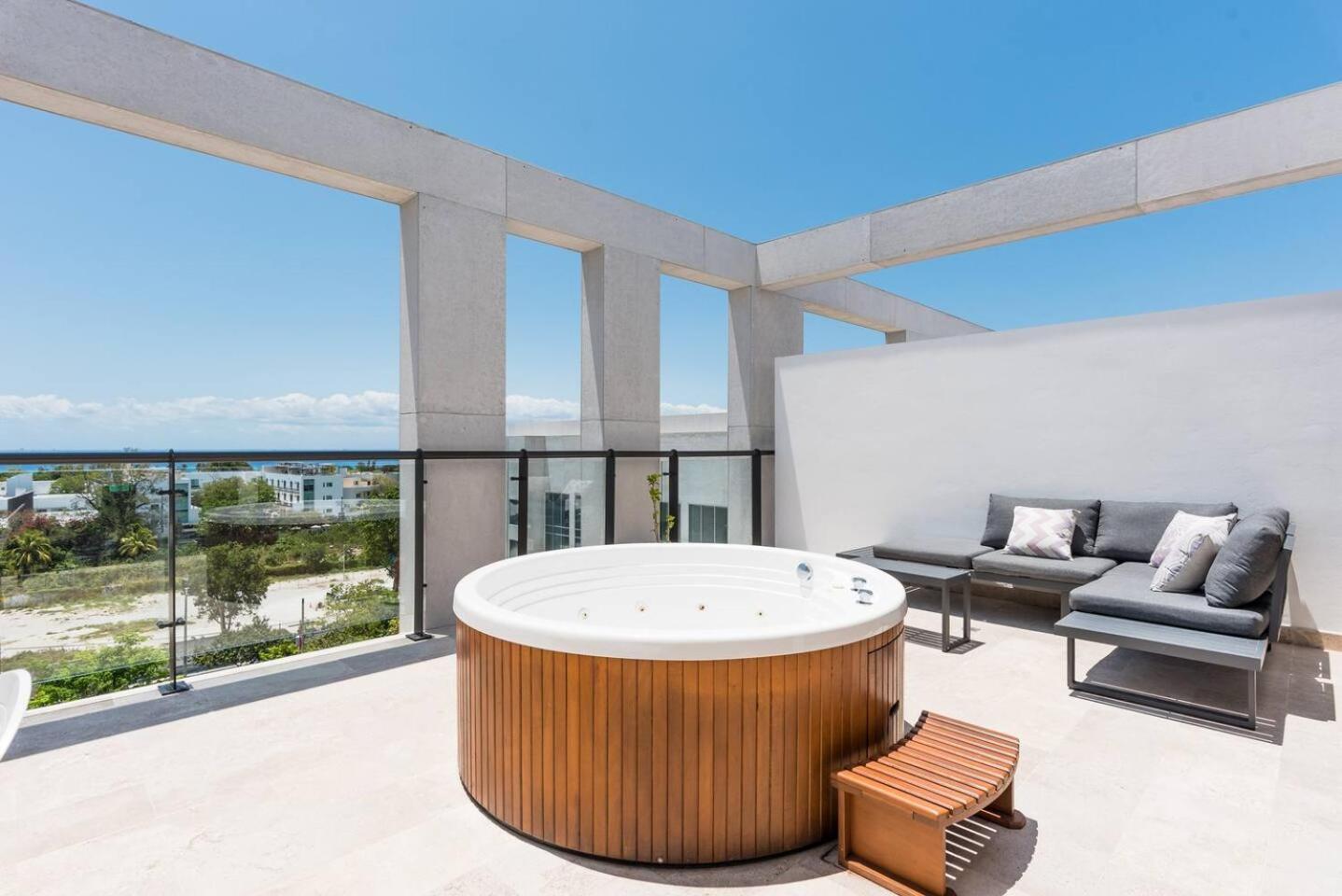 Beautiful 1br Ph In Midtown Playa del Carmen